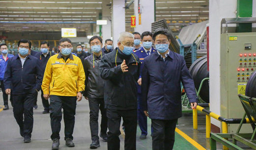 河南焦作市委副書記、市長李亦博，市委常委、常務(wù)副市長郭鵬等進(jìn)行現(xiàn)場調(diào)研